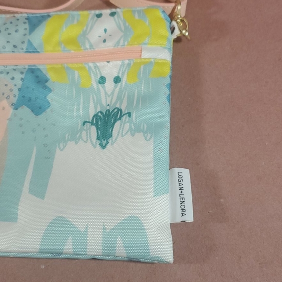 Logan + Lenora Painterly Flat Convertible Clutch - Picture 3 of 8